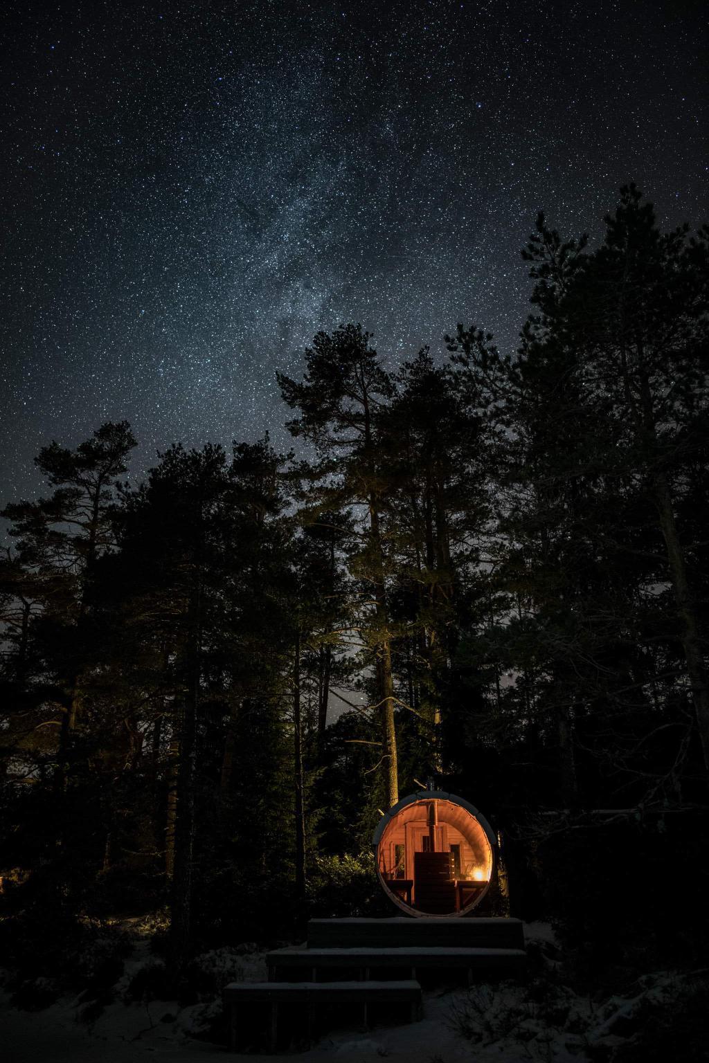 Sauna Barrel in Midnight Sky