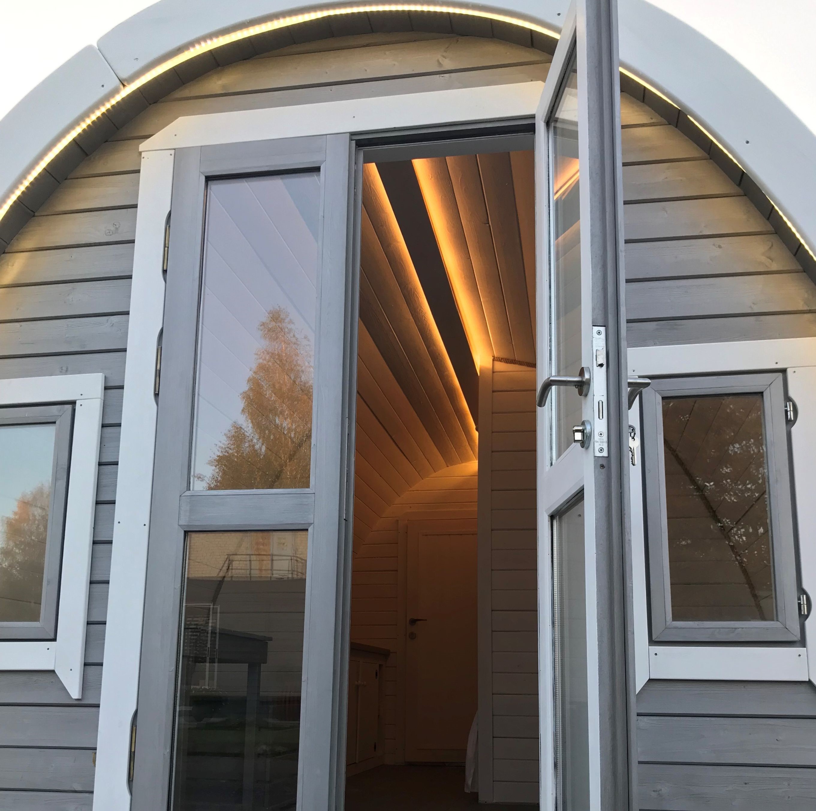 pod lightening