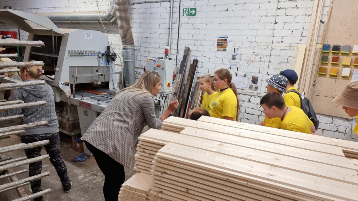 Childrens at work