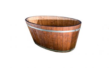 Oval Cold tub from spruce