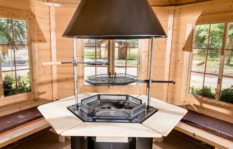 Luxury Grill and Chimney Set