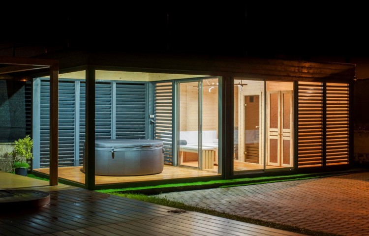 Bespoke Projects Sauna Cube Modular system