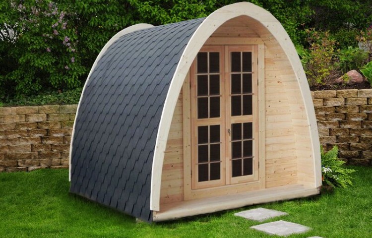 Camping pod 2.4 x 4 from spruce
