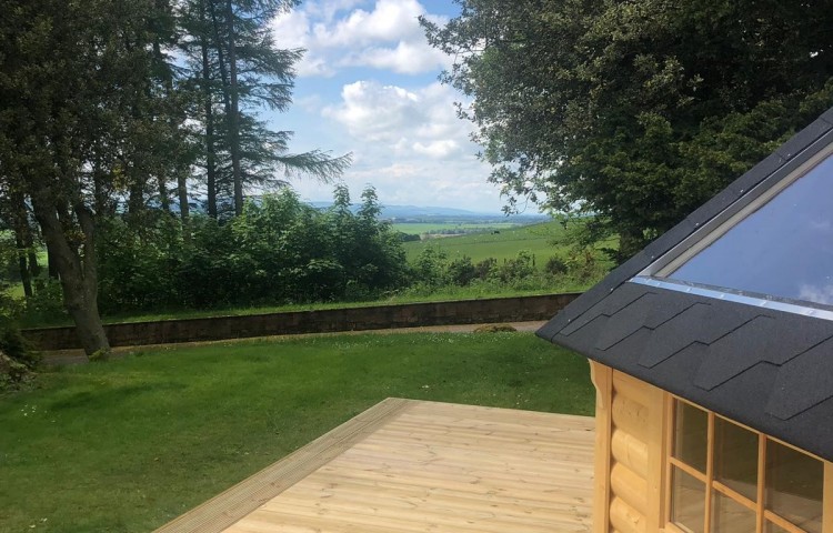 Grill Cabin 9.2 + 9.2 m²