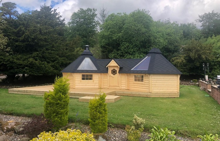 Grill Cabin 9.2 + 9.2 m²