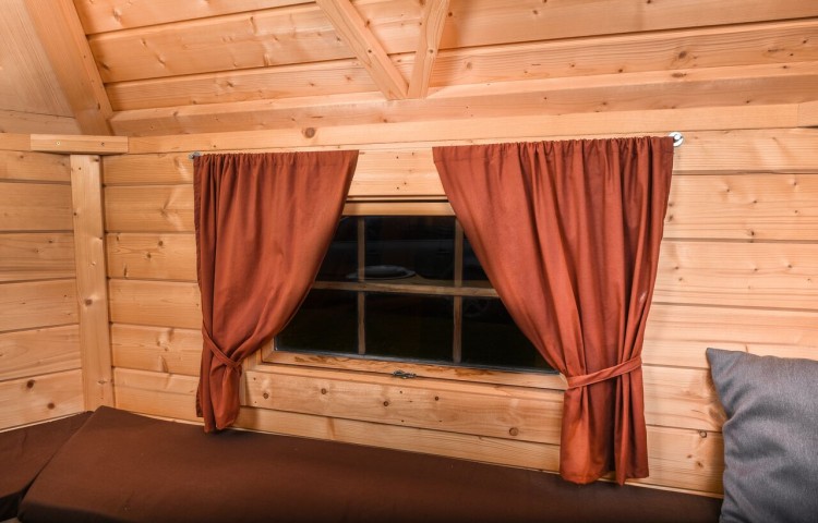 Opening Window in grill cabin 9.2 with curtains set