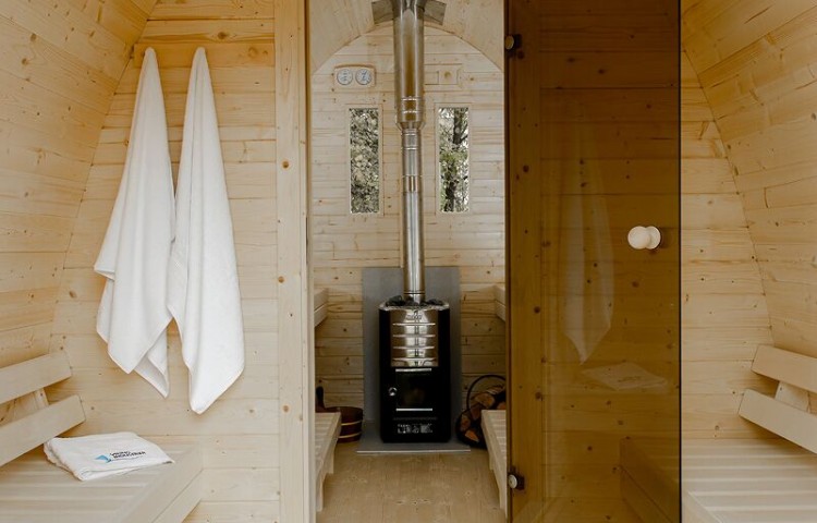 Sauna pod 4 x 2.4 m Inside