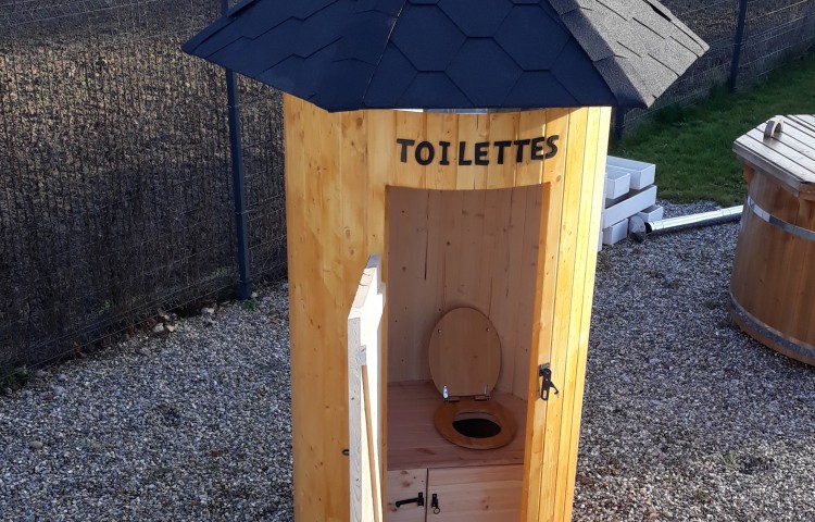 Ecological Dry Toilet