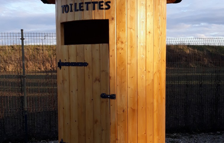 Ecological Dry Toilet