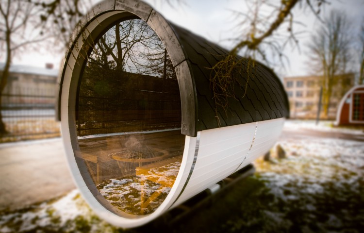 Luxury sauna Barrel Glass back wall