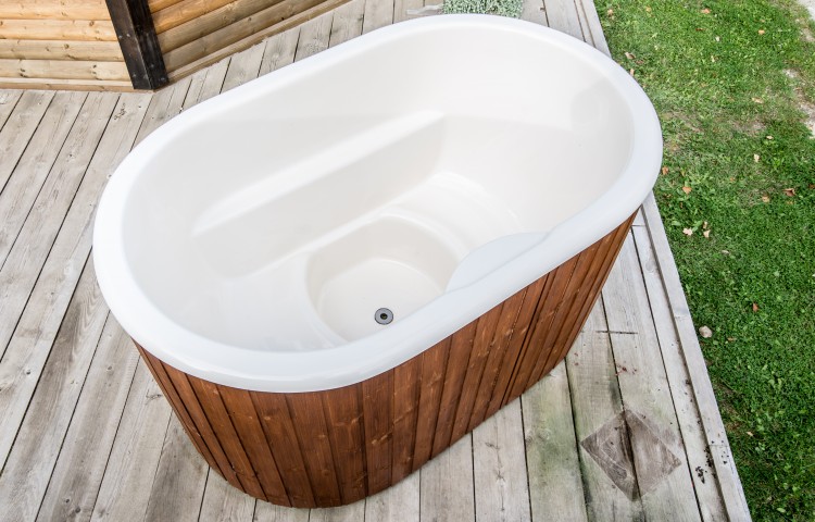 Ofuro tub 
