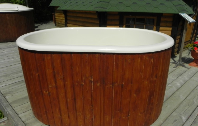 Ofuro tub 