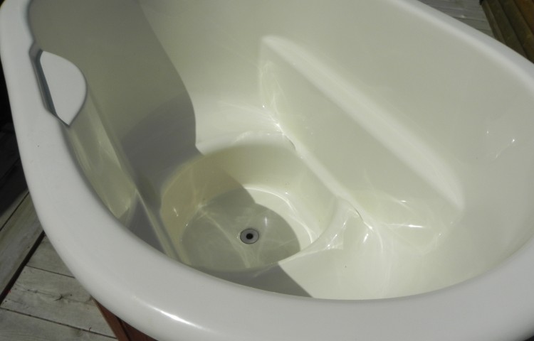 Ofuro tub 