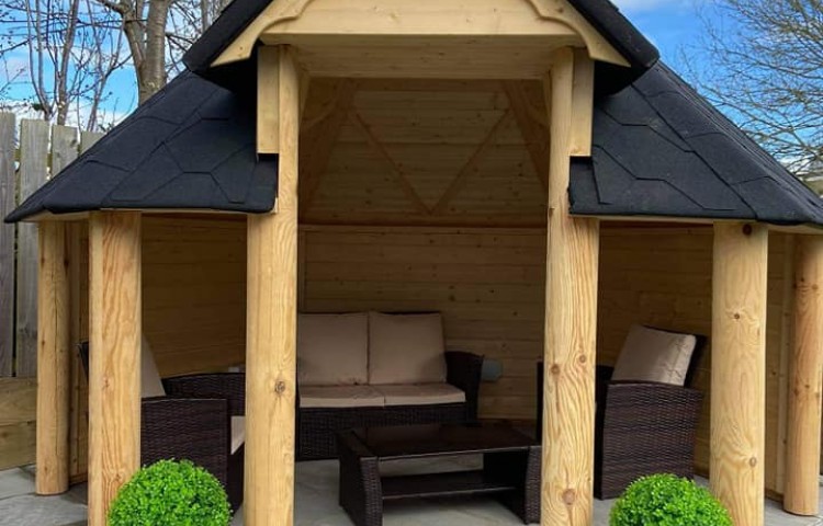 Open Camping Cabin 9.2 m2