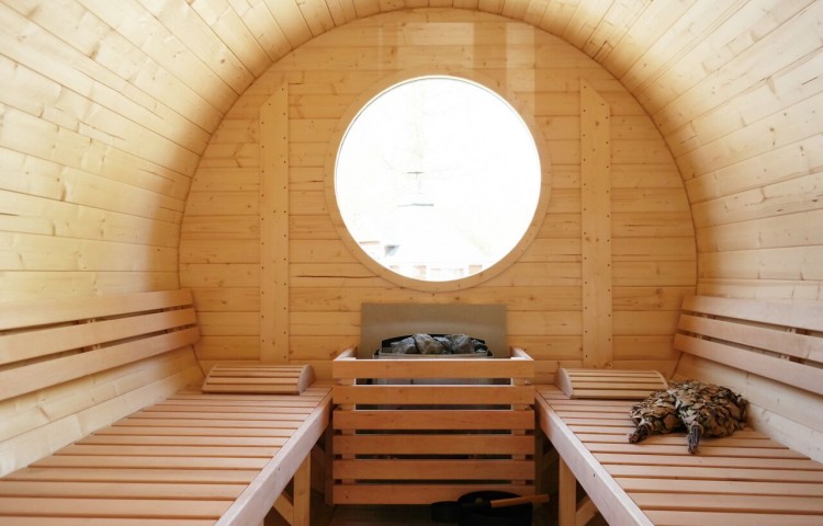Sauna barrel with side entrance Sauna room