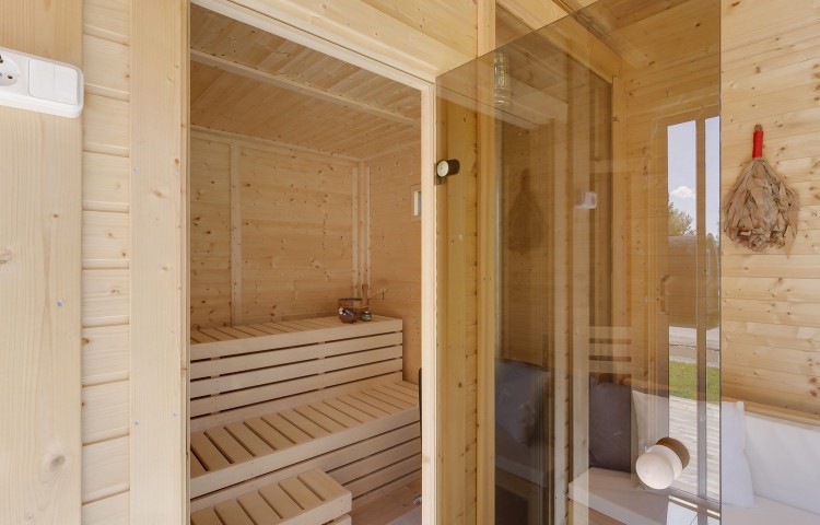 Sauna Cube 4x3 With Lounge Room